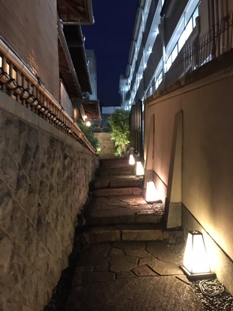 LINE ALBUM 0520 0524狐狸開水京都大冒險 241201 247 768x1024