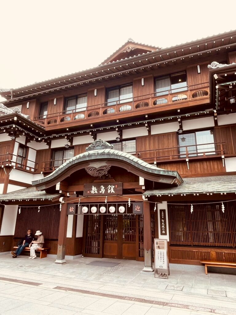 和小英的旅行-琴平溫泉街巡禮 出發前往金刀比羅宮的朝聖之路 LINE ALBUM 20250613琴平金刀比羅宮、敷島館 250617 263 768x1024